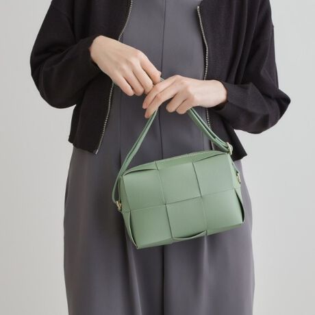 [^ԁF76942013]yfUCzANZT[oŎꂽṽbV~jV_[BRpNgȂKvȂ̂[łTCYBzX}[gtHAϕiȂǂXbL܂܂BydlzE|PbgF~1Ɩ̊֌WɂAۂFČꍇ܂B܂Ap\REX}[gtHȂǂ̊ɂA኱iƉ摜̃J[قȂꍇ܂By25SSzd:250g(TvTCY)