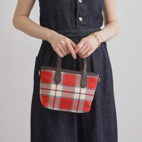 [^ԁF76902051]yfUCzfނA\[gWJ̃~jg[gobOB}`A{̂̓t@Xi[t[ŒȂ̂ŁAV_[Ŏ΂ߊ|S2WAYdlłB`FbNAXgCvAIp[hȂǁAobOŕꂽX^CÕ|CgɃIXXBydlzE|PbgF~1Ɩ̊֌WɂAۂFČꍇ܂B܂Ap\REX}[gtHȂǂ̊ɂA኱iƉ摜̃J[قȂꍇ܂By25SSzd:235g(TvTCY)