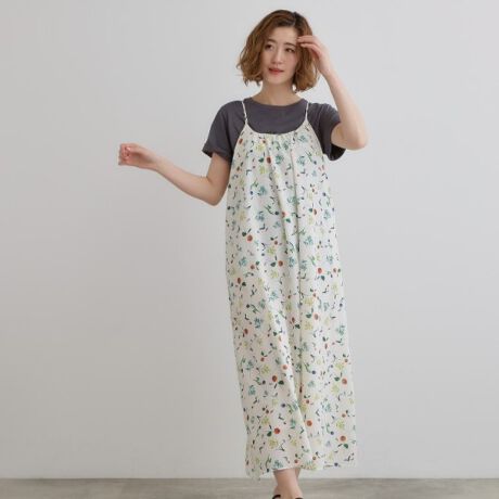 [^ԁF76852008]DILIGENCE PARLOUR~groveԂ̔ZfBWFXp[[ƃO[ũR{[VACeł܂BvgTVcƂԂ̃CXgs[XƃuEXBy₩ȏtłoy݂ByfUCzwDILIGENCE PARLOURxgrovê߂ɓʂɕ`낵t[vgBGLiZA^`[bv^u[X^[^IVW[^_A5ނ̉ԂɉāADILIGENCE PARLOUR̃SzAԂ̐Fʊ𑶕Ɋ\łACeɎdグ܂BVGbg؂₩ȃegC̃L~s[XB_ũXgbvȂANZgɂȂAobNX^C̃{|CgɁBՂƃMU[񂹂؂₩ȃVGbgŁAтɗDɗh܂BXgbv͌Œ߂łAgV[Yɍ킹ăAW\łByfށz|GXefVfނɃvg{܂BpE_[^b`ȎŐFD\By₩ŗ̂fނŃVGbg܂BŐ􂦂Ăꂪ₷̂͂̂ЂƂByX^COzRpNgȃjbgC[hĎ~bNXȂlۂȂ̂߁BX[uX̃ACeƃC[h΁A؂₩ȃT}[bNy߂܂B̓i[XgbṽT_łꂢ߂ɁAtɃtbgxbgT_킹̂ydlzE|PbgȂEn聦ItzCgi103j͂ⓧ܂BpĂCi[͖{ił͂܂ByDILIGENCE PARLOURzẢ\ƑnTA琶܂镶IlƐVR~jP[VX̂炵̒ɒāBqlNN悤ȃt[AWgObYSɂ͂Ă܂BƖ̊֌WɂAۂ