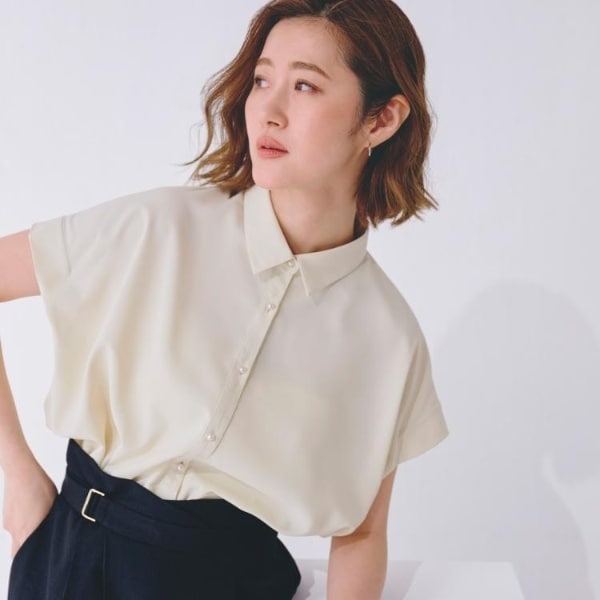 【雑誌掲載】お手入れ楽ちんが嬉しい機能付き！大人のキレイとろみシャツ
