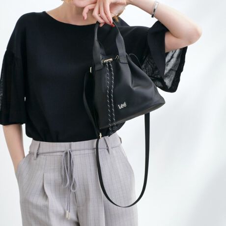 [^ԁF76904009]yfUCzLeeʒ̋ВfUCɃnht2WAYV_[BRpNgŃX^CÕ|CgɂȂTCYłB莝ɂA΂ߊ|ŃV_[ɂł2WAYdlłBHfނgpĂ̂ŉJ̎SłBydlzE|PbgF~1Ɩ̊֌WɂAۂFČꍇ܂B܂Ap\REX}[gtHȂǂ̊ɂA኱iƉ摜̃J[قȂꍇ܂By25SSzy25AWzd:180g(TvTCY)