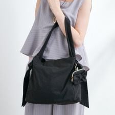 【撥水】リボンチャームサイドノットショルダー