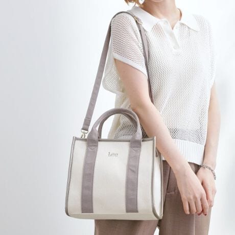 [^ԁF76904002]yfUCzLeeʒ̃XNGAtHg[gBLoXfނɍṽpCsO|CgłB}`肠̂ŃRpNgȂ[͂܂BV_[tŎ΂ߊ|\2WAYB{̂̓t@Xi[tŁAɂ̂ňSłBydlzE|PbgF~3Ɩ̊֌WɂAۂFČꍇ܂B܂Ap\REX}[gtHȂǂ̊ɂA኱iƉ摜̃J[قȂꍇ܂By25SSzy25AWzd:370g(TvTCY)