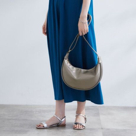 [^ԁF76904014]yfUCzVvȂnh̃fUC|Cg̃[^̃V_[obOBV_[́AChŃgh茨ɐH݂ɂA̒Ō|΂ߊ|gł܂BVvtHŎg₷TCYłByfށz009E054J[Fv119J[FHnɃLeBO409J[FnydlzE|PbgF~2Ɩ̊֌WɂAۂFČꍇ܂B܂Ap\REX}[gtHȂǂ̊ɂA኱iƉ摜̃J[قȂꍇ܂By25SSzy25AWzd:300g(TvTCY)