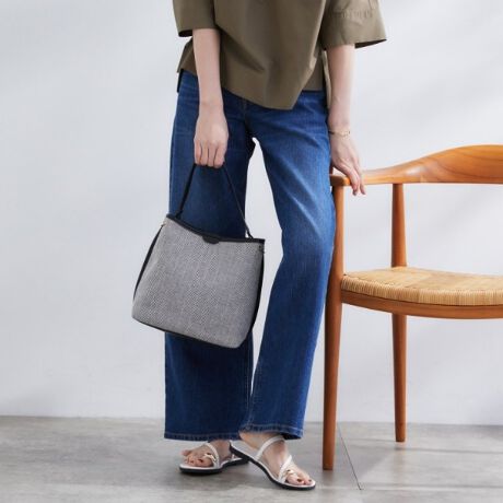 [^ԁF76904029]yfUCzw{nƍvّ̈fރRȑiȃV_[B̓}OlbgtA{̒S̓t@Xi[t̎[tĂ܂BV_[͌|₷ChV_[ƁA΂ߊ|ł郍OV_[2WAYłBydlzE|PbgF~2Ɩ̊֌WɂAۂFČꍇ܂B܂Ap\REX}[gtHȂǂ̊ɂA኱iƉ摜̃J[قȂꍇ܂By25SSzy25AWzd:340g(TvTCY)