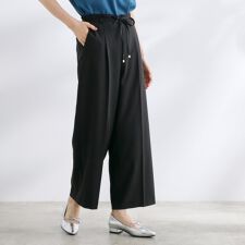 美バランスが叶う　ハイウエストワイドパンツ
