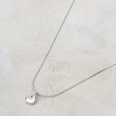 [^ԁF76984024]΂̂悤ȃ^p[cVvɃfUCV[glbNXByfUCzL@IȃfUC̃^p[cĝ悢V[g^CṽlbNXɎdグACeBfC[g₷lbNXłBƖ̊֌WɂAۂFČꍇ܂B܂Ap\REX}[gtHȂǂ̊ɂA኱iƉ摜̃J[قȂꍇ܂By25SSzy25AWz