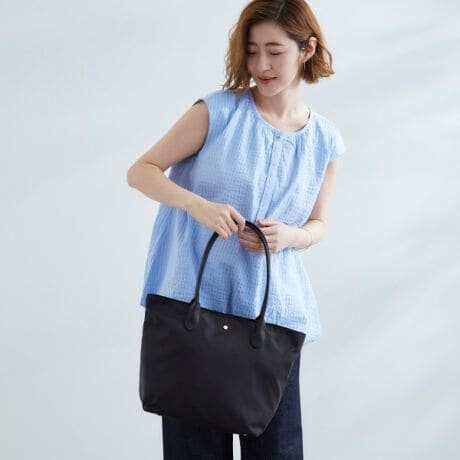 [^ԁF76904038]yfUCzHfނgpAA4TCY[\Ȍyʃg[gobOB{̊J̓t@Xi[tĂ̂ŁẢוȂ̂ňSłB|₷nh̒ŁA}`eʂՂ肨d◷sɊłTCYłBwʂ̓L[ʂ@\|PbgŁA̓ybg{gȂǂ[₷|PbgĂ܂BetłBydlzE|PbgFO~1 ~3 {gz_[~1EA4TCY[Ɩ̊֌WɂAۂFČꍇ܂B܂Ap\REX}[gtHȂǂ̊ɂA኱iƉ摜̃J[قȂꍇ܂By25SSzy25AWzd:315g(TvTCY)