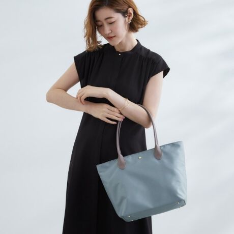 [^ԁF76904038]yfUCzHfނgpAA4TCY[\Ȍyʃg[gobOB{̊J̓t@Xi[tĂ̂ŁẢוȂ̂ňSłB|₷nh̒ŁA}`eʂՂ肨d◷sɊłTCYłBwʂ̓L[ʂ@\|PbgŁA̓ybg{gȂǂ[₷|PbgĂ܂BetłBydlzE|PbgFO~1 ~3 {gz_[~1EA4TCY[Ɩ̊֌WɂAۂFČꍇ܂B܂Ap\REX}[gtHȂǂ̊ɂA኱iƉ摜̃J[قȂꍇ܂By25SSzy25AWzd:315g(TvTCY)