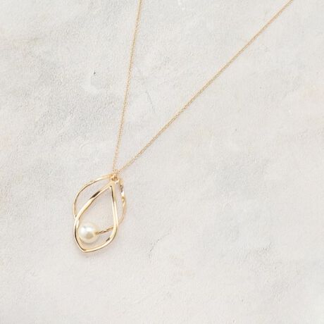 [^ԁF76984020]ꂽfUC̃cCXglbNXByfUCziȃtFCNp[Aj[NȃcCXgt[̒ɋP܂B^t[Ń|CgɂȂ̂ŁAy₩Ȉۂ^AǂȃR[fBl[gɂނ̃lbNX́AJWAȃV[ʂȓ܂ŕLBS[hEVo[EsNVo[3FÎׂŁACX^Cɍ킹Ăy݂܂BƖ̊֌WɂAۂFČꍇ܂B܂Ap\REX}[gtHȂǂ̊ɂA኱iƉ摜̃J[قȂꍇ܂By25AWz