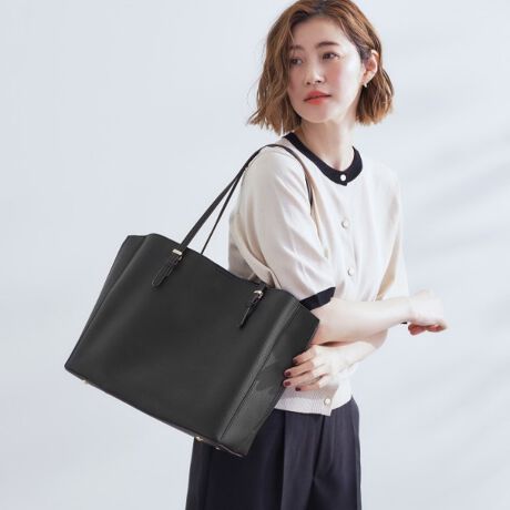 [^ԁF76904017]yfUCzgroveԐlCICX^Live悩琶܂ꂽ@\g[gɎg₷i܂BA4TCYۂ@\IȌyʐ݌vB|Pbg[A߂̌|₷nhɁAiȃ^p[ctďiɎdグ܂B͓|PbgɌȂǂtDJACX^AP[gł𒸂ybg{g[|Pbg܂B{̂̓t@Xi[tȂ̂ŒȂĈSłB{qwďC̐lԍHwĊ悵iłB573E512J[̓TChzFɂȂĂ܂BydlzE|PbgF~6EA4TCY[Ɩ̊֌WɂAۂFČꍇ܂B܂Ap\REX}[gtHȂǂ̊ɂA኱iƉ摜̃J[قȂꍇ܂By25AWzd:670g(TvTCY)