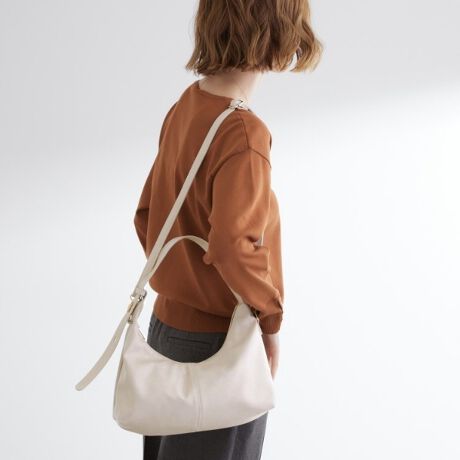 [^ԁF76904044]yfUCz򊴂ƕ̂鍇vgpV_[BTCh̃qlo[ŃV_[̒ł܂B΂ߊ|ł郍OV_[t2WAYdlłBydlzE|PbgF~2Ɩ̊֌WɂAۂFČꍇ܂B܂Ap\REX}[gtHȂǂ̊ɂA኱iƉ摜̃J[قȂꍇ܂Bd:345g(TvTCY)