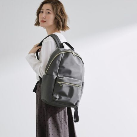 [^ԁF76904065]yfUCzCX^̃AP[gɁA݂Ȃ̂悵lC̝bNj[A܂B܂ł̎g₷@\͂͂̂܂܂ɁAV_[J[ut痎ɂ܂BbNOɁAwʂ̖{̒|PbgEŎo₷ɏC܂BńARۖhL̋@\tłBwʂƃV_[ɃNbVꕉSyB̔wʑɂ̓^ubgA4TCY[\B|Pbg[̋@\ՂłBtgɂB|PbgAMdîɕ֗łBO|PbgɂȂcJtĂ̂ŌȂǂ܂BydlzE|PbgFO~4 ~6 {gz_[~1EA4TCY[̐íARۖhLHĂ܂B̌ʂ͉ivIł͂܂BƖ̊֌WɂAۂFČꍇ܂B܂Ap\REX}[gtHȂǂ̊ɂA኱iƉ摜̃J[قȂꍇ܂Bd:450g(TvTCY)