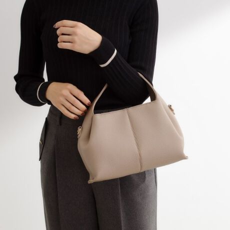 [^ԁF76904064]yfUCzig₨dɂIIt􂷂郏ChnhV_[obOBV{̂鍇vgpAۂ݂̂tHƊiłBt@Xi[t[ŁAɂ̂ňSłB500ml̃ybg{gⒷz͂[\łB|łO\ȃOV_[t2WAYdlłBydlzE|PbgF~3Ɩ̊֌WɂAۂFČꍇ܂B܂Ap\REX}[gtHȂǂ̊ɂA኱iƉ摜̃J[قȂꍇ܂Bd:440g(TvTCY)