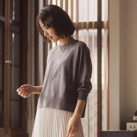 [^ԁF76814003]V[Y݌v̔35˔jIIlC̖ыʌyjbgV[Y NEWfUCod˒ꖇAfjbgyfUCzOX[uƘeɓꂽfUCCAVvȒɂ肰ȂANZgjbgłBƂI[o[TCYŃbNXSnBV҂݂ŁAI[o[TCYȂ̂ɓł炩ȈۂɎdオĂ܂BlbNCׂ͍߂̃uŁA܂ɌyY܂B뉺̒ŁACi[郌C[hy߂Xg[gVGbgɎdグĂ܂ByfށzȌaыʂɂȂɂgpĂ܂Bӂ݂Ȃ炩ȕBŐ@􂢂łAyŒpʂȃjbgłByX^COzVcJbg\[Ƃ̃C[hX^C͂AChpcXJ[gƍ킹Ă茩̂߂łBG߂̕ςڂɂd󂷂ꖇłBƖ̊֌WɂAۂFČꍇ܂B܂Ap\REX}[gtHȂǂ̊ɂA኱iƉ摜̃J[قȂꍇ܂By25AWz