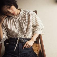 グローブ(grove)の【石川梨華さん着用】フリルカラーリボンブラウス