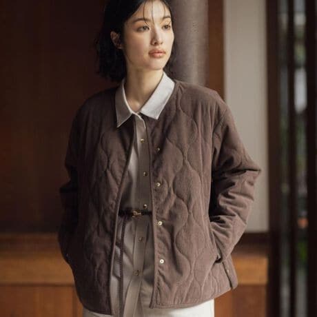 [^ԁF76844010]iJWAȃo[VuAE^[yfUCz\̓R[fCA̓}bg^t^̃o[VuWPbgBꂼɒȂ킹ăLgH{Ă܂B̓̋CR[fBl[gɍ킹ĕ\ςfUCłBm[J[Ŏ܂͂AI[o[TCYVGbgłȂꊴoBS[h̖t؂₩ȃANZgɂȂATChXbg̊JŒȂ̕L܂Byfށz\̓NVJȕ\R[fCfށBא̃^Cv`CXAiȈۂɎdグ܂B͌y₩ȃ^t^LeBOɎdグAȓŕۉmہBّfނ̑gݍ킹o[VuŊy߂ꖇłByX^COzfj⃏ChpcŃJWAɁAtAXJ[g⃏s[XɉHDΏ炵X^CɁBo[VuȂ̂ŁAV[Cɍ킹Ďg\BTChXbgJăC[hy߂΁A荡N炵̂钅Ȃ܂BydlzE|PbgFO~2 ~2EnȂEo[VudlƖ̊֌WɂAۂFČꍇ܂B܂Ap\REX}[gtHȂǂ̊ɂA኱iƉ摜̃J[قȂꍇ܂By25AWzd:730g(TvTCY)