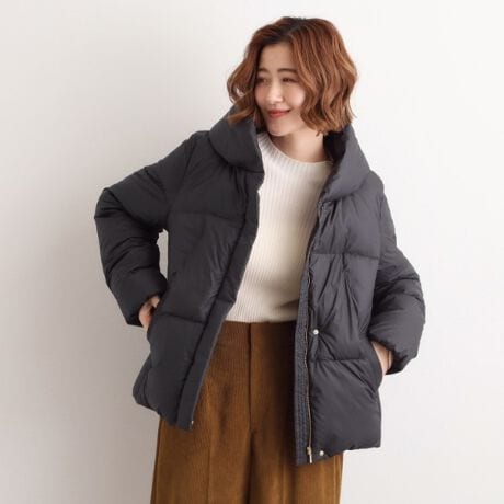 [^ԁF76844002]܂ŋC܂ƂSn \tgȕŁAgƔ𗼗lCV[YFP800[sA_Egpw܂_ExfނVɃj[AyfUCz800tBp[̊󏭂ȃ[sA_EgpAɌydĂȂgA܂ŉHтɂ܂Ă邩̂悤Ȓp̌ł܂_EV[YBV[ǵẢ؂₩ǋ{[lbNfUCBOJɂꂢȋ܂̃Co悤S܂B܂ɂƉ悤ɁA܌ɋ܍̐؂ւċ܂ɔȂ悤ɐ݌vĂ܂B܂AlbN͐܂Ԃς邱ƂŁA1Dt[ȟƁA2D܂̂悤ȌƁA2^Cv̋܃fUCył܂BOĂɃOOe[vDtĂA_炩ȑfނłt@Xi[݂ɂ悤ɂĂ܂Bɂ̓hXgR[hĂÂ܂ܒpACɁAhXgiĊۂ݂̂VGbgƁAX^COɍ킹ĕω邱Ƃ\łB|Pbgɂ͋NёfނgpA~ɎꂽɂgĂ悤肵Ă܂Byfށz\nFlteBÃ\tgŌyʂȖhfނgpĂ܂Bɏ_炩ŷŁANV[ȒpBhʂɂAɂgp܂B͂H{ĂAJ̓SĒp܂BTCN|GXegpĂAɂzꂽfނłBxȕ\ngpƂŕ\ñ_EpbN𖳂ƂłAɌydオɂȂĂ܂B_EF800tBp[̊󏭂ŗǎȃ[sA_EgpĂ܂B[bpɐ郂XRr[_bNƂĝ̑傫ȃ_bN̉HтgpĂ܂BHсi_E{[j傫C𑽂܂ނ߁AM𓦂ɂʂ̃_EłgĒ܂BitBp[Ƃ́A_Ed:470g(TvTCY)