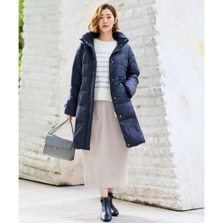 [^ԁF76894003]܂ŋC܂ƂSn \tgȕŁAgƔ𗼗lCV[YFP800[sA_Egpy܂_EzfނVɃj[AyfUCz800tBp[̊󏭂ȃ[sA_EgpAɌydĂȂgA܂ŉHтɂ܂Ă邩̂悤Ȓp̌ł܂_EV[YBÓAhƋ@\dO\ȃt[hfUCBt@Xi[Ńt[h̎OłAȒPɒEł܂BX^hlbNɃ^bNĉHт̗ʂ𑝂₵ă{[oAt@Xi[Jɑ܂̂悤ɌfUCɁB肪؂₩ɂȂAh܂Ă܂BEGXgɏVFCvāAXɃXeb`ԊuɌđȂ悤ĂApɃX^CAbvČ݌vɂĂ܂Bɂ̓uĂA̖hB|Pbgɂ͋NёfނgpA~ɎꂽɂgĂ悤肵Ă܂Byfށz\nFlteBÃ\tgŌyʂȖhfނgpĂ܂Bɏ_炩ŷŁANV[ȒpBhʂɂAɂgp܂B͂H{ĂAJ̓SĒp܂BTCN|GXegpĂAɂzꂽfނłBxȕ\ngpƂŕ\ñ_EpbN𖳂ƂłAɌydオɂȂĂ܂B_EF800tBp[̊󏭂ŗǎȃ[sA_EgpĂ܂B[bpɐ郂XRr[_bNƂĝ̑傫ȃ_bN̉HтgpĂ܂BHсi_E{[j傫C𑽂܂ނ߁AM𓦂ɂʂ̃_EłgĂ܂BitBp[Ƃ́A_Eɒ˕ԂĂ镜͂𐔒l̂łB̐lقǑ̋C𗯂߂ĂƂł邽߁Aʂł\ȕۉ𔭊d:630g(TvTCY)