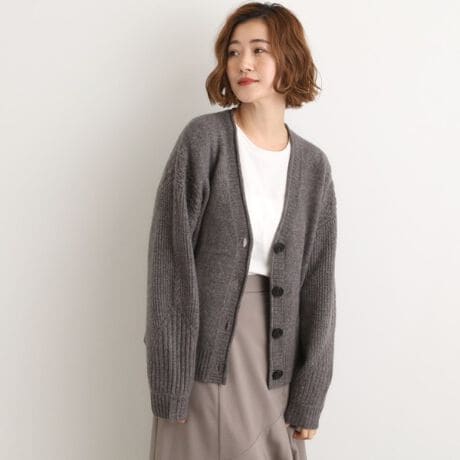 [^ԁF76834010]Ғn̕\yށA݃jbgyfUCzg͓V҂݂ɃP[uA͔ȕ҂݂ɃP[ugݍ킹Ajbg炵ʂȃeNjbNꂽJ[fBKłBܒ[ɂ͓V[{A肰ȂANZgɁBVvVlbNfUCŁACi[I΂񂵂₷ꖇłByfށzӂƂ^b`Ƃʂ7Q[WjbgB@Ő􂦂C[W[PAdlŁAfC[Ɏ₷ACełBɔzTCNfނꕔgpĂ܂ByX^COzVcuEX킹ĂƊ̂郌C[hɁAJbg\[TVcCăJWAɂƕLX^CɑΉBXJ[gƍ킹΃tF~jɁApcX^CȂgbhȕ͋CɂB񂵗͂Ǝp˔J[fBKłBƖ̊֌WɂAۂFČꍇ܂B܂Ap\REX}[gtHȂǂ̊ɂA኱iƉ摜̃J[قȂꍇ܂By25AWz