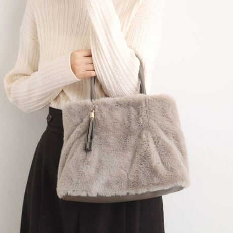 [^ԁF76904502]yfUCz炩GRt@[fނgp^bZ`[tg[gobOBnh̃^bNfUCŊۂ݂̂tH|CgB莝ł|łV_[t2WAYdlłB}Olbgt3wɂȂĂAו̕ʂɂ֗łB}`肨oɕKvȉו͂[ł܂BydlzE|PbgF~3Ɩ̊֌WɂAۂFČꍇ܂B܂Ap\REX}[gtHȂǂ̊ɂA኱iƉ摜̃J[قȂꍇ܂By25AWzd:450g(TvTCY)