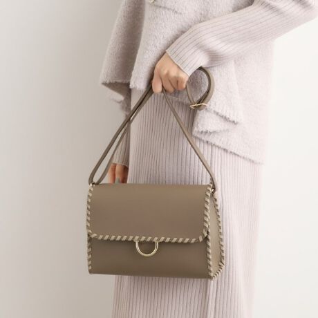 [^ԁF76904096]yfUCzl̃JWAX^Cɂ҂ȃV_[obOBtbvƃTChɎ{ꂽ[XAbv́AXG[hfނŃANZgɂȂAVvȂ݊̂fUCB}`tŌڈȏ̎[͂A500ml̃ybg{gɓ܂BzX}[gtHȂǂ[\łBfC[g͂Aꂢ߂ȃR[fBl[gɂ킹₷ACełBydlzE|PbgFO~1 ~1Ɩ̊֌WɂAۂFČꍇ܂B܂Ap\REX}[gtHȂǂ̊ɂA኱iƉ摜̃J[قȂꍇ܂By25AWzd:320g(TvTCY)