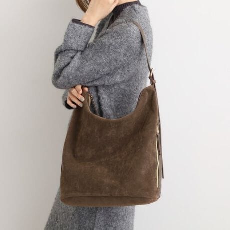 [^ԁF76904090]XG[hgpNڂ̃V_[obOyfUCz{̂̓XG[hfށAV_[ƃ|Pbg̓X[XgpfރRrłBV_[͒߉\łBwʂ̓X}[gtHȂǂo₷|PbgtB{̊J̓t@Xi[dlŒȂ̂ňSłBƂtH|CgBTCh|PbgtłȂ֗ȃV_[obOłBydlzE|PbgFO~2 ~2EA4TCY[Ɩ̊֌WɂAۂFČꍇ܂B܂Ap\REX}[gtHȂǂ̊ɂA኱iƉ摜̃J[قȂꍇ܂By25AWzd:450g(TvTCY)