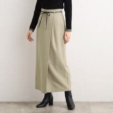 合皮ベルト付きナロースカート