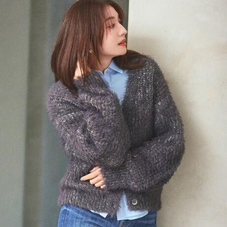 [^ԁF76834020]tFU[Ƃ߂ő݊ZyfUCzƂI[o[TCYŎdĂAHD邾ŃX^CiグJ[fBKłBbNX̂VGbgɁAtFU[[ӂƓYAOWA[ȑ݊܂B1_oŎ邾ŁA؂₩vXłACełByfށztFU[[x[XɃVo[ƃS[h̃u[NɁA_XeBu[~bNXdˍ킹A̎ĕ҂ݏグ܂B߂ƉŝJ[DȂ\́Apx̉ŃjAXωAiŃ[hȕ͋CoBtFU[̏_炩ȃ^b`邱ƂŁA؂₩Ɖ˔fފɎdオĂ܂ByX^COzVvȃCi[ɉHD邾ŁA݊̂X^C܂BfjŃJWAɂ܂Ƃ߂Δ̂l̒ȂɁAs[X̏ォHD΃GKgȕ\ɁBVo[S[h̏킹ċPNƁAꂽOWA[X^C܂BƖ̊֌WɂAۂFČꍇ܂B܂Ap\REX}[gtHȂǂ̊ɂA኱iƉ摜̃J[قȂꍇ܂By25AWz