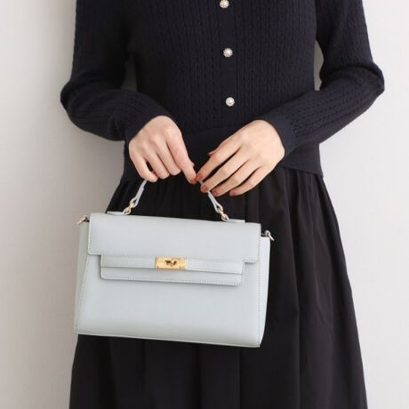 [^ԁF76905003]yfUCziȃtH̃RpNgV_[obOłBgh̃gbvnhfUCɃtbvAxgi܂BV{̂鍇vŃRpNgŃLĈŁAoZj[łgĂ܂BO\ȃV_[xgtŌ|ł2WAYdlłBzTCYłBydlzE|PbgF~2Ɩ̊֌WɂAۂFČꍇ܂B܂Ap\REX}[gtHȂǂ̊ɂA኱iƉ摜̃J[قȂꍇ܂By25AWzy26SSzd:510g(TvTCY)