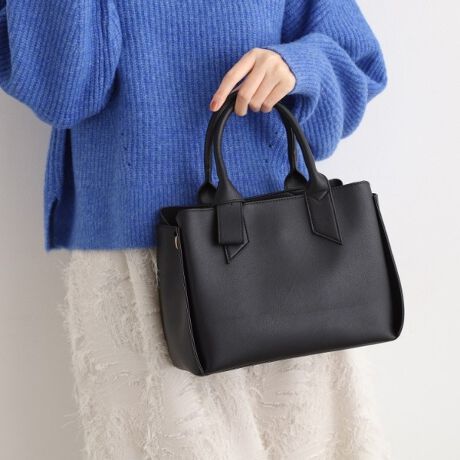 [^ԁF76905002]yfUCznh̃{fUCtF~jŏiȃRpNgTCỸg[gobOłB{̐^񒆂̓t@Xi[t[AO͓₷[3wByʂł}`eʂ܂Bybg{gɎ[\łBV_[t2WAYłBydlzE|PbgF~2Ɩ̊֌WɂAۂFČꍇ܂B܂Ap\REX}[gtHȂǂ̊ɂA኱iƉ摜̃J[قȂꍇ܂By25AWzy26SSzd:460g(TvTCY)