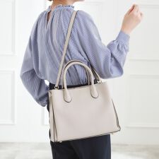 【人間工学】中仕切り2WAYトート