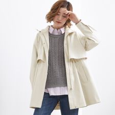 【撥水／シルエット2WAY】羽織るだけでサマになる、スタンドネックテントラインコート