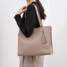 【人間工学】ダブルタッセル中仕切りトート