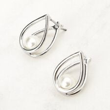 メタルドロップフェイクパールピアス