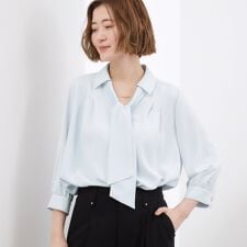 【洗える】チャーム付きマルチWAYボウタイブラウス