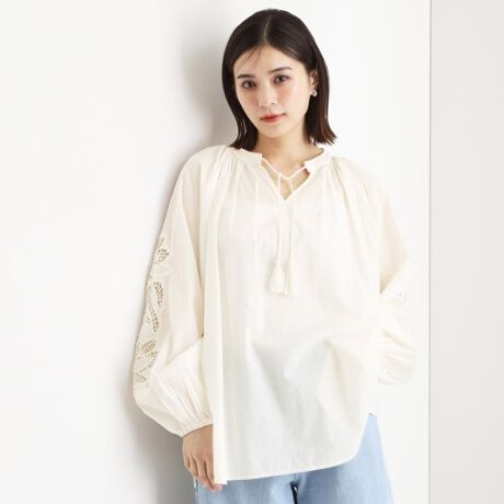 [^ԁF04082003]yfUCzՂ̃MU[Ƒ̎hJfUC|Cg̃XbNuEXBXLbp[܂ŊXbLB^bZ̃ANZg|CgB܂Ă~܂悤ɂŌ̓S̎dlɂĂ܂Byfށz_炩ƂChRbggpĂ܂BłKɒp܂ByX^COzfj╿̃C[W[pcAJWAfނ̃{g킹ɍœKłBƖ̊֌WɂAۂFČꍇ܂B܂Ap\REX}[gtHȂǂ̊ɂA኱iƉ摜̃J[قȂꍇ܂B