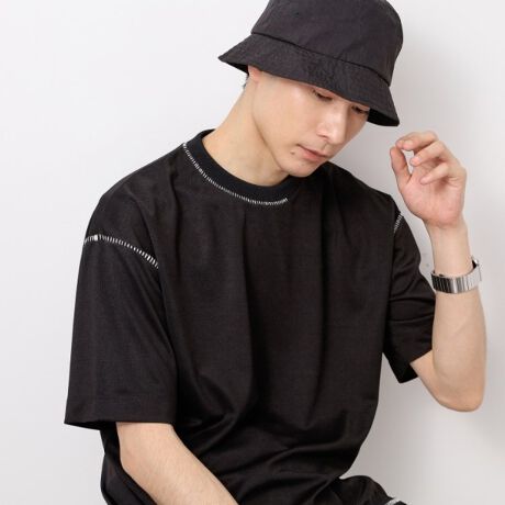 [^ԁF61632316]ꂢߑfނŖĉ݂|`fނɃnhXeb`fUC܂BNtgfUCŃVvŕ\Jbg\[ByfށE@\zĉ݂fފƌySñ|`ngpBKxȃnƌ򊴂̂iȕ\ʂłByfUC|CgzNtgnhXeb`fUCTVcBmg[̔zFɂ邱ƂŁApcI΂񂵂łVvȃfBe[ɁB̂I[o[TCYVGbgŁAĂ1ƂĊ􂵂ĂACełBƖ̊֌WɂAۂFČꍇ܂B܂Ap\REX}[gtHȂǂ̊ɂA኱iƉ摜̃J[قȂꍇ܂B