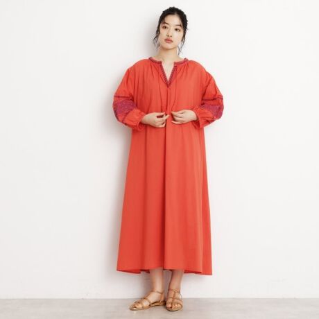 [^ԁF04052003]yfUCzChȂgphJXLbp[s[X́AGKgƗVѐSZꒅłBIȃXLbp[lbNƃ^bZt̃fBe[IŁA炵vX܂B̓{[fUCŁAɍ킹ĂӂƗhď炵Ă܂ByfށzChȂ́AyĒʋCǂAG肪ɗDfނłBƂD芴Ȃ_炩˔ĂAƂSnSn悢ꒅƂȂĂ܂BhJ{ꂽ́AʂȈۂ^܂BSdlȂ̂Ń^bNAbvĒpĂ܂ByȂ|Cgz̃s[X́ACi[̃L~s[XtŁACɂ邱ƂȂSĒpł܂BVvȃT_Xj[J[ƍ킹΁AbNXJWAX^CɎdオ܂B܂Ay₩ȃJ[fBKWPbgHD΁AtH̃V[YɂΉ\ł܂܂ȃV[Ŋ􂵂܂BVvȃANZT[Y邱ƂŁAŜ߂AIŔR[fBl[gyނƂł܂BydlzE|PbgȂEnȂE{̂ƓnF̃Ci[t̏i͂ⓧ܂BƖ̊֌WɂAۂFČꍇ܂B܂Ap\REX}[gtHȂǂ̊ɂA኱iƉ摜̃J[قȂꍇ܂B