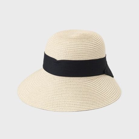 [^ԁF04003400]yfUCzÕuGރnbǵAƓhł@\IȃACełBX^CbVȃfUCŁAẴr[`AEghAV[Ŋ􂵂܂B̓uJbgfUCɂȂĂA{ANZgɂȂĂ܂B1ɂ܂Ƃ߂̏ォłeՂɂԂ₷`󂪊|CgłByfށzGނgp̃nbǵAi`ȕۗAy₩Ȉۂ^܂B܂AʋCǂAɂ邽߁AłKɉ߂܂ByȂ|Cgz̎GރnbǵAJWAȃ][gX^CAEghAR[fBl[gɂ҂łBVvTVcȃs[XƑgݍ킹邱ƂŁAĂ炵āAIVvX܂BTOXr[`obOƍ킹邱ƂŁAꊴ̂X^CAoJXx̃bNXԂyނ̂ɍœKłBƖ̊֌WɂAۂFČꍇ܂B܂Ap\REX}[gtHȂǂ̊ɂA኱iƉ摜̃J[قȂꍇ܂B