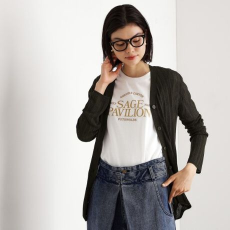 [^ԁF04033001]yfUCz_u{ꂽƐӂjbgJ[fBḰAVlbNɃ{^t̃VvŐꂽfUCłB^NgbvCi[Ƃč킹΁AvI[o[X^CƂĂy߂邽߁AV[ɉĎ݂ȒȂ\łByfށ@\zy₩ŒʋĈ悢fނgpĂAłKȒSnB̂郊u҂݂GߊoȂiȈۂ^AI[V[Y􂷂ACeɎdオĂ܂ByȂ|CgzVvȃJbg̃^NgbvTVcƑgݍ킹邱ƂŁAJWAɂLC߂ɂAW\BItBXJWAɂAx̃bNXX^Cɂ}b`̂ŁA܂܂ȃV[Ŋ􂵂܂BVvȃANZT[vXāAŜ̃R[fBl[g߂̂߂łBƖ̊֌WɂAۂFČꍇ܂B܂Ap\REX}[gtHȂǂ̊ɂA኱iƉ摜̃J[قȂꍇ܂B