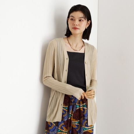 [^ԁF04033001]yfUCz_u{ꂽƐӂjbgJ[fBḰAVlbNɃ{^t̃VvŐꂽfUCłB^NgbvCi[Ƃč킹΁AvI[o[X^CƂĂy߂邽߁AV[ɉĎ݂ȒȂ\łByfށ@\zy₩ŒʋĈ悢fނgpĂAłKȒSnB̂郊u҂݂GߊoȂiȈۂ^AI[V[Y􂷂ACeɎdオĂ܂ByȂ|CgzVvȃJbg̃^NgbvTVcƑgݍ킹邱ƂŁAJWAɂLC߂ɂAW\BItBXJWAɂAx̃bNXX^Cɂ}b`̂ŁA܂܂ȃV[Ŋ􂵂܂BVvȃANZT[vXāAŜ̃R[fBl[g߂̂߂łBƖ̊֌WɂAۂFČꍇ܂B܂Ap\REX}[gtHȂǂ̊ɂA኱iƉ摜̃J[قȂꍇ܂B