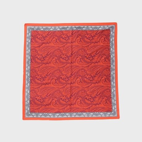 [^ԁF04004404]80cm~80cm̑唻Xg[́ALCȃyCY[SʂɍLA݊̈iłBꂽJ[OkȃfUCAɏiȃANZgA񌳂⌨ɊŃGKgȈۂo܂BƖ̊֌WɂAۂFČꍇ܂B܂Ap\REX}[gtHȂǂ̊ɂA኱iƉ摜̃J[قȂꍇ܂B