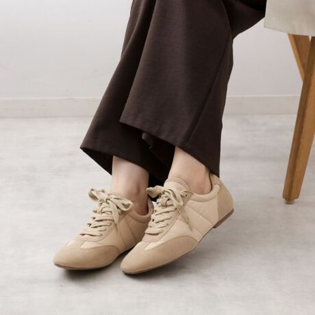 [^ԁF04004201]XG[hƃiCfނ▭ɃRrl[Vꂽ[q[Xj[J[́Agh[hX^CbVȎdオłBّfނ̑gݍ킹ANZgƂȂAɓsIȈۂvXBVvȂIȃfUCŁAIItLR[fBl[gɃ}b`܂BƖ̊֌WɂAۂFČꍇ܂B܂Ap\REX}[gtHȂǂ̊ɂA኱iƉ摜̃J[قȂꍇ܂Bd45(24.5cm):Б195g