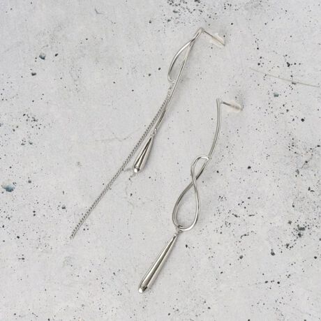 [^ԁF04004306]EŒƃfUCقȂAVg[ȃfUCŌƗVѐS𗼗l̃ANZT[łBΏ̃fUCA邾ŃIVxAbvAVvȑɂIȃANZg܂Bl̃VvX^CAꂽR[fBl[g܂ŕLgiłBsAXƃCO2^Cv܂BƖ̊֌WɂAۂFČꍇ܂B܂Ap\REX}[gtHȂǂ̊ɂA኱iƉ摜̃J[قȂꍇ܂B