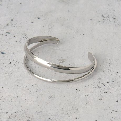 [^ԁF04004318]yfUCzcꂢȃoÓAr؂₩ɍʂANZT[łB2{̃C悤ɑfUCɂA1ő݊̂{[oBVvȂAl̃GKgȃX^Cɂ҂łBƖ̊֌WɂAۂFČꍇ܂B܂Ap\REX}[gtHȂǂ̊ɂA኱iƉ摜̃J[قȂꍇ܂B