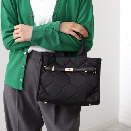 [^ԁF04004106]~hTCỸLgg[gBAǴAJɃLgHꂽǎȃfUCłBƂxg{AÕtH܂ۂ^܂BV_[xgtydlzE|PbgF~2 O1Ɩ̊֌WɂAۂFČꍇ܂B܂Ap\REX}[gtHȂǂ̊ɂA኱iƉ摜̃J[قȂꍇ܂Bd:420g