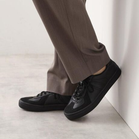 [^ԁF61604205]lJWAiグA~^[x[X̒ԃXj[J[B|Cg^ڍׁEhCcR̃g[jOV[Y[cɎANVbNȃfUCBEقǂ悢{[ƃK\[AR[fɔvXBEfjJ[SAChpcȂǕLX^CƍDBfށ^@\EAbp[͍vłꂵ₷AVCɂgBEObvɕx񂾃K\[ŁAs芴Eyʐ݌vȐ̂ŁAԂ̂oɂ҂BƖ̊֌WɂAۂFČꍇ܂B܂Ap\REX}[gtHȂǂ̊ɂA኱iƉ摜̃J[قȂꍇ܂Bd:70(27.0cm)Б315g