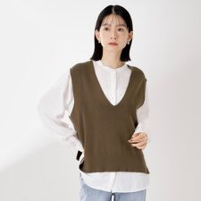 【春まで着られる】ニットベスト＆ブラウスセット洗濯機OK