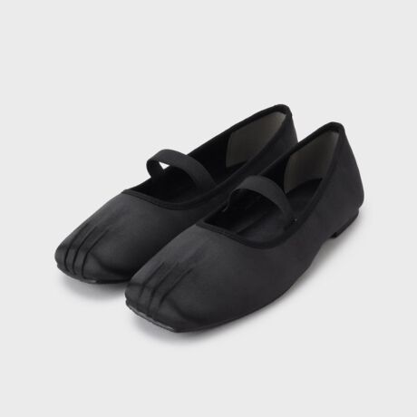 [^ԁF04004202]yfUCzTefނgpXNGAgD̃oGV[ÝAꂽVvȈۂ͂łBXgbv̓SdlŁAւ̃tBbgǂAyXBtbgȗSnŁANVbNȖnfUCƃgh̃qEA2ނ̃oG[VœWJĂ܂By@\pz_炩ȃTefނɐSn悭tBbgAXNGAgDɂ郂_ȈۂĂ܂BSXgbvɂ蒅EX[YȂ߁AKɉ߂tbgV[YƂāAigɍœKłByȂ|CgzlXȃX^CƒaVvȃfUCŁApcX^C͂AXJ[g⃏s[XƂ킹₷ACełBNnŃVbNɂ܂Ƃ߂悵AqEŃANZgJWAȃR[fBl[gy߂܂BƖ̊֌WɂAۂFČꍇ܂B܂Ap\REX}[gtHȂǂ̊ɂA኱iƉ摜̃J[قȂꍇ܂Bd:45(24.5cm)Б175g